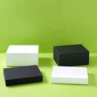 Caixas de Presente Magnéticas A5 Dobráveis (Preto e Branco)