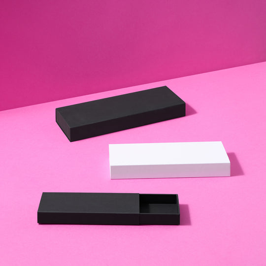 Caixas de presente estilo caixa de fósforos em preto ou branco
